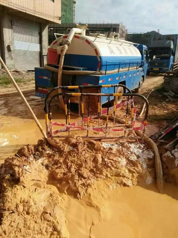 四子王工地淤泥清淤