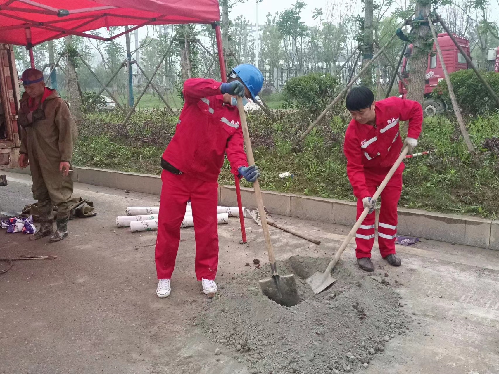 四子王管道疏通哪家好】及时进行市政管道清淤