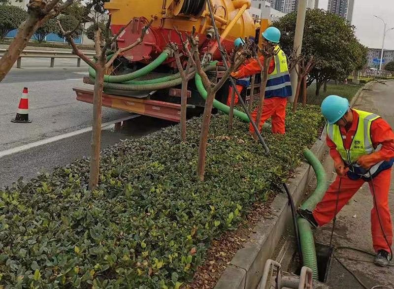 四子王市政管道清淤